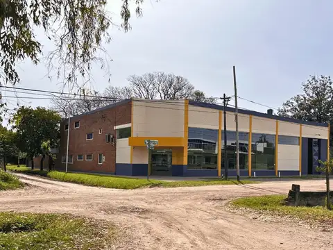 Boulevard Hipólito Yrigoyen 2000