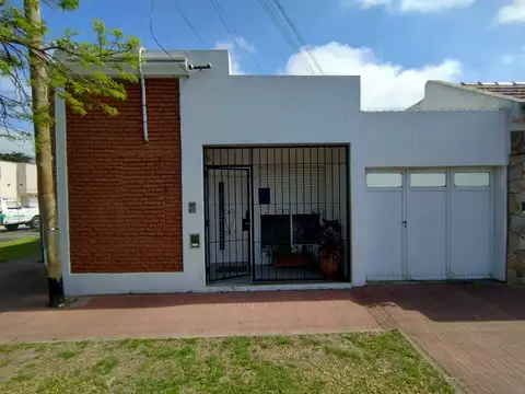 Casa en Venta en Tolosa [Cod: 161-13658]