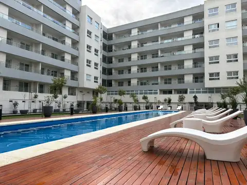 Departamento de 2 ambientes con pileta y parrilla en alquiler