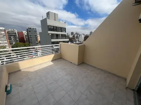 Alquiler 2 ambientes  balcon  aterrazado   pileta