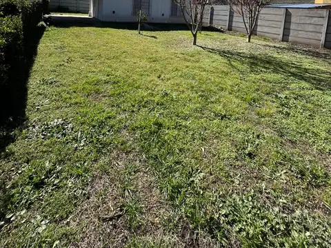 Casa 4 ambientes con 1 baño