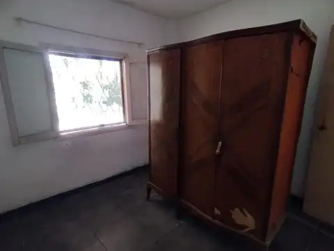 VENTA casa 3 ambientes sobre lote 720m2 Villa Rosa. OPORTUNIDAD