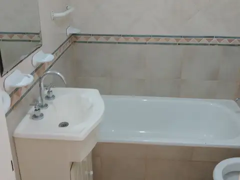 Departamento 3 ambientes con 1 baño