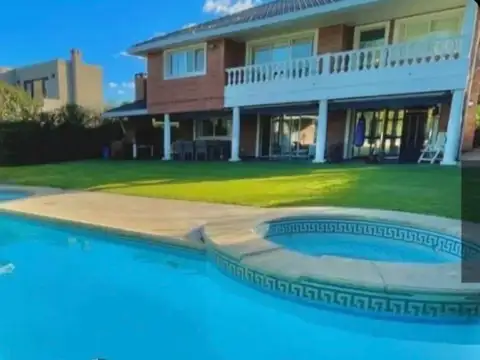 Casa en Alquiler en Santa Barbara, Countries y Barrios Cerrados en Tigre