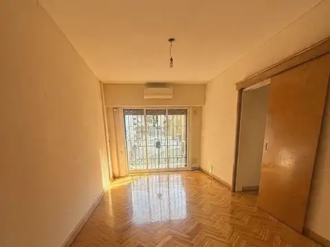 Muy lindo 3 ambientes.
