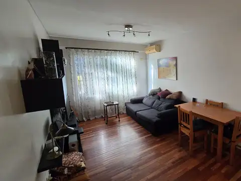 Departamento en venta en Vicente López Cochera