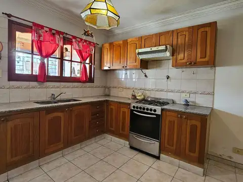 Depto Tipo Casa en Venta de 3 ambientes