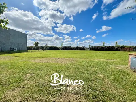 Puertos del Lago - Acacias -