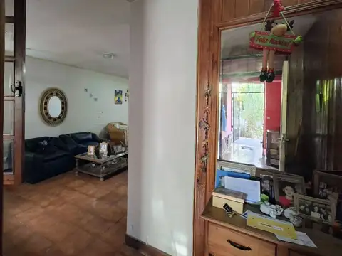 VENTA CASA 2 DORMITORIOS - 2 BAÑOS - CARRODILLA