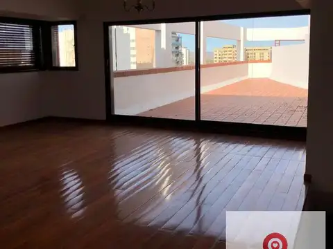 Departamento en Alquiler de 6 dormitorios