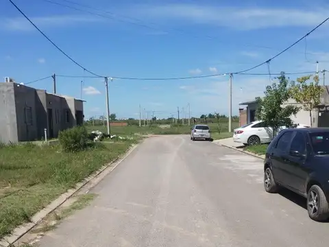 Terreno en Venta en Capitan Bermudez, USD 19.000