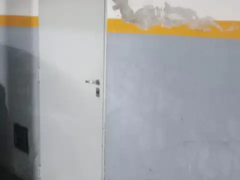 Cochera con Baulera en Almagro