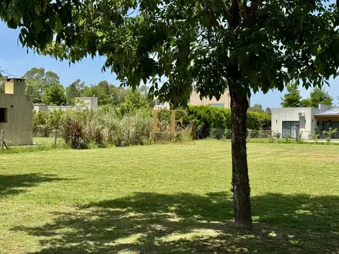 Lote en Venta Barrio Cardales Village