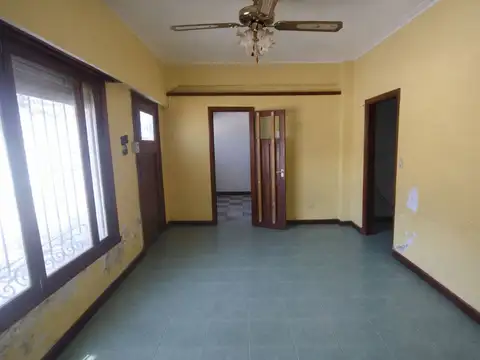 Casa en Venta en Villa Primera, USD 130.000