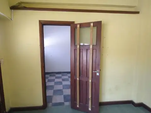 Casa 6 ambientes con 3 baños