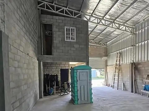 Galpon en Alquiler 26  mts Fondo