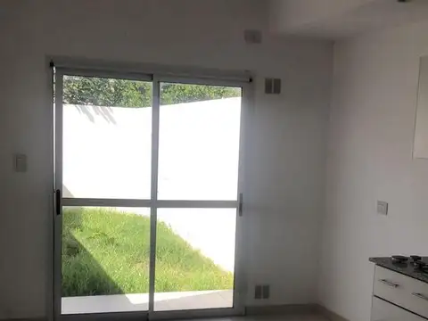 Casa en Venta en La Plata, USD 80.000