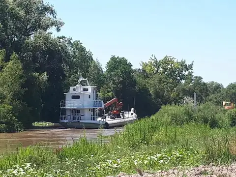 Terreno en Venta 30  mts Fondo