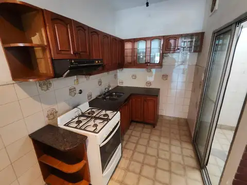 Depto Tipo Casa en Venta en Jose Leon Suarez, USD 65.000