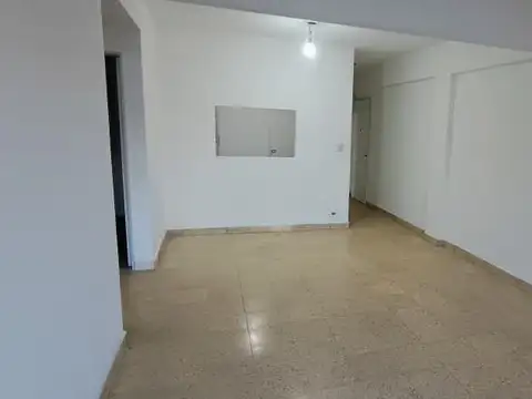 Departamento en Alquiler en Villa Adelina, $ 920.000