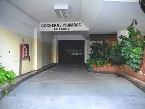Cochera en venta - 12mts2 - Palermo