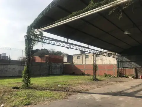 Galpon en Venta 30  mts Frente