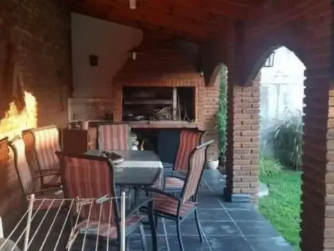 Casa en Venta en Monte Grande, USD 169.000