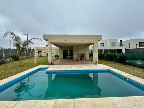Casa en Venta en Villanueva, USD 190.000
