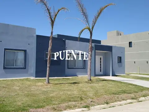 Casa en Venta en Lagos de Canning