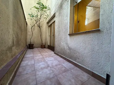 Departamento 5 ambientes con 2 baños