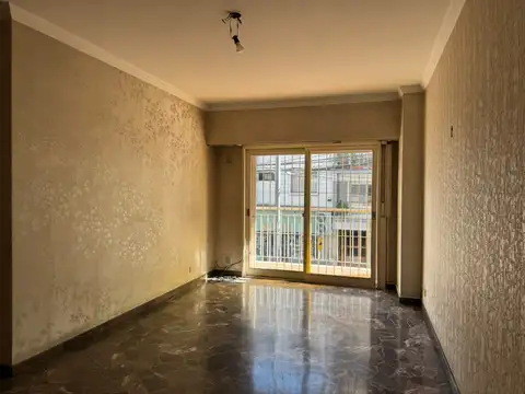Departamento en Venta en Villa del Parque, USD 195.000