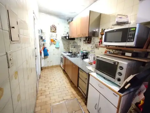Depto Tipo Casa 6 ambientes con 2 baños