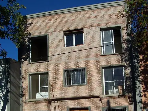 Moreno 332 , Piso 1