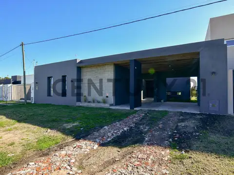 Casa en Venta en City Bell, USD 200.000