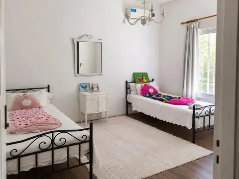 Depto Tipo Casa en Alquiler al Este