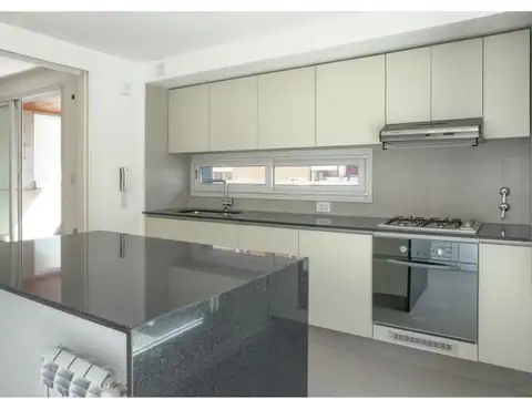 Departamento en venta 3 dormitorios, terraza exclusiva y cochera en Barrio Martin