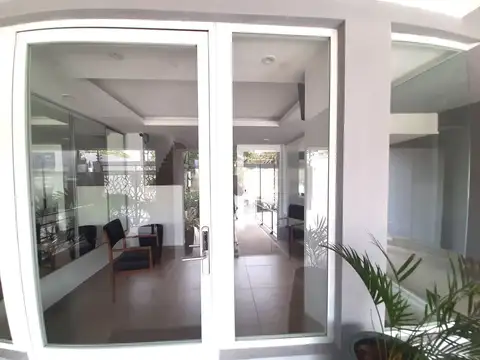 Departamento en Alquiler con 1 cochera