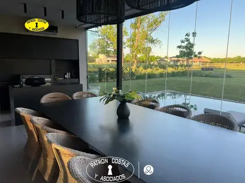 Casa Monoambiente con 6 baños