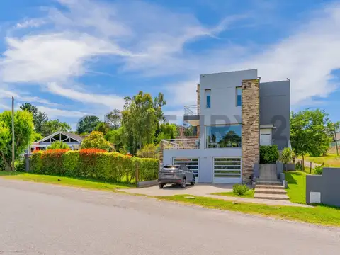 Circuito General San Martín y Genaro , Piso 0