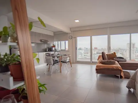 LUMINOSO LOFT CON BALCÓN TERRAZA Y COCHERA PROPIA