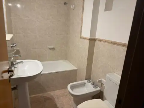 Pueyrredon 100, Piso 2
