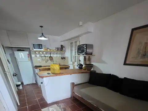 Depto Tipo Casa en Venta en Pompeya, USD 56.000