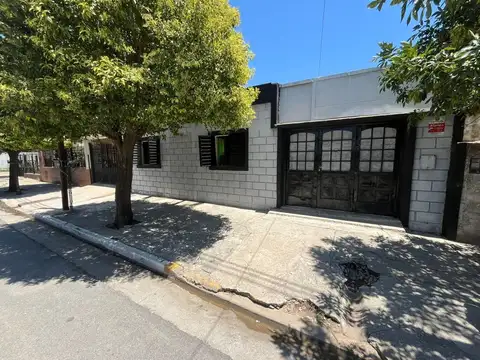VENTA CASA CON DEPARTAMENTO EN VILLA EL LIBERTADOR
