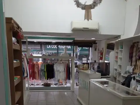Local en alquiler en Villa Adelina DUEÑO Sin comision, con garantia  Te l. : 1.5..34..01.3.4.7.2   Apto  todo rubro con instalacion de gas