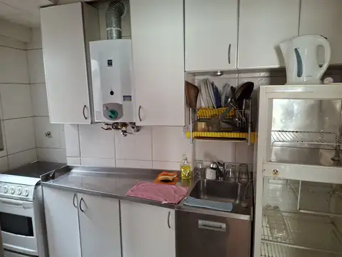 Cabello 3900, Piso 8