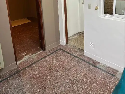 Depto Tipo Casa 2 ambientes con 1 baño