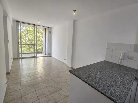 Alquilo departamento 1 dormitorio Echesortu