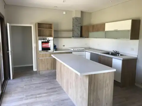 Casa en Venta al Este