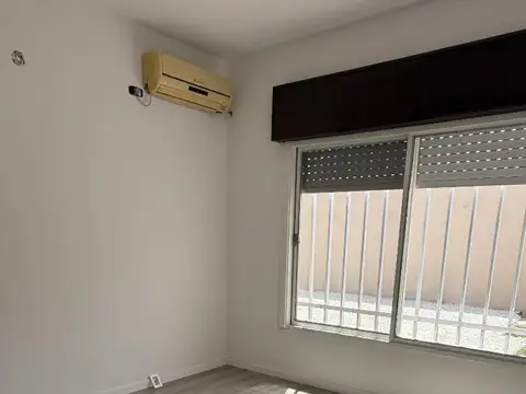 Casa de pasillo 2 dormitorios en Barrio Belgrano