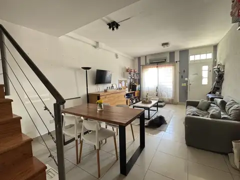 Depto Tipo Casa en Venta en Olivos Maipu/Uzal, USD 295.000